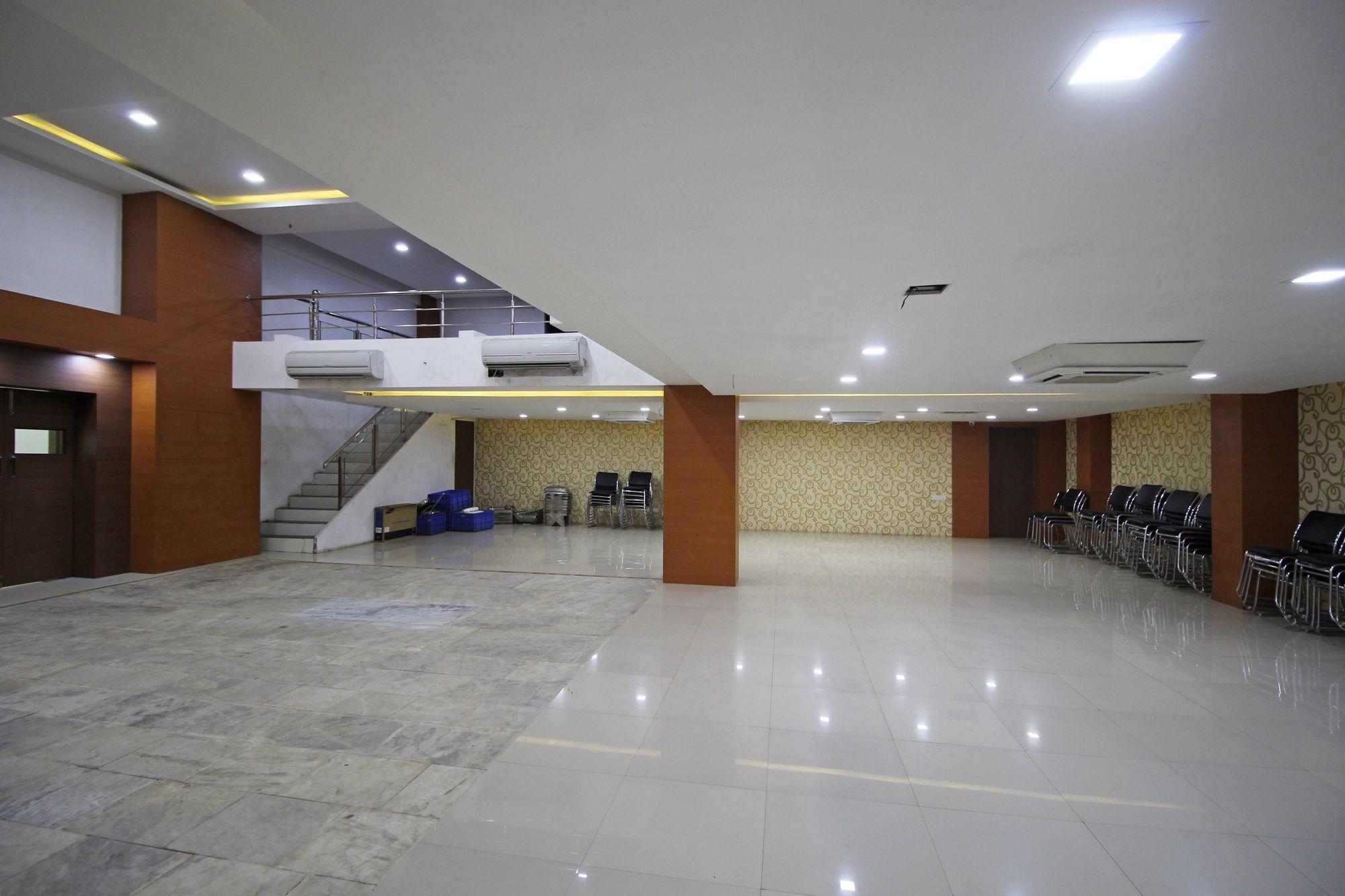 Oyo 7524 Hotel Grand Celebration Patna  Exterior foto